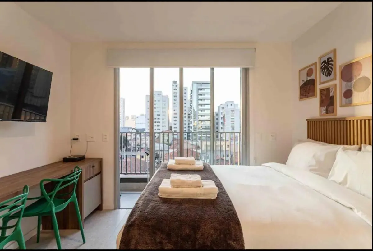 Studio Em Pinheiros Prox A Faria Lima Com Cama Queen Sao Paulo Brazil