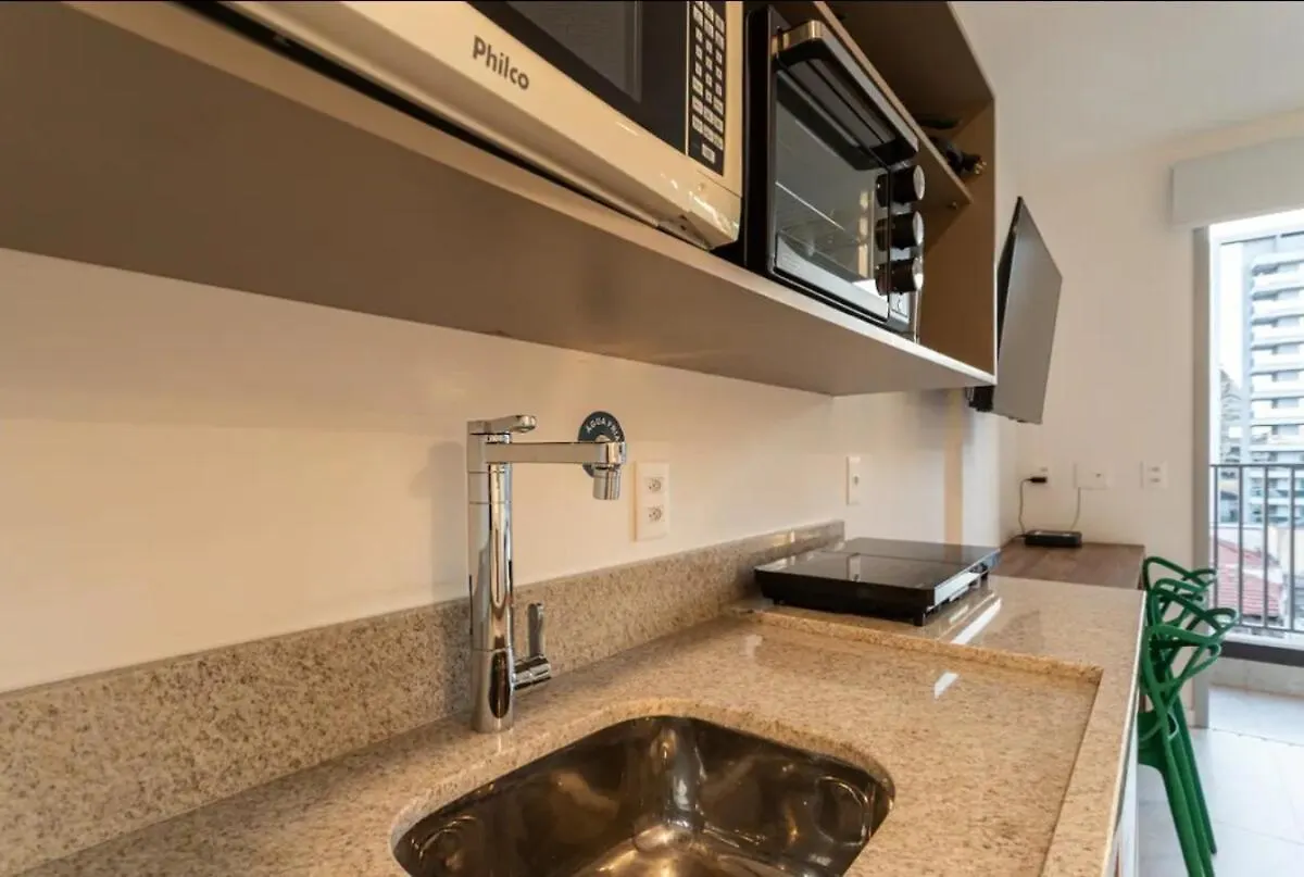 Studio Em Pinheiros Prox A Faria Lima Com Cama Queen Sao Paulo Apartment